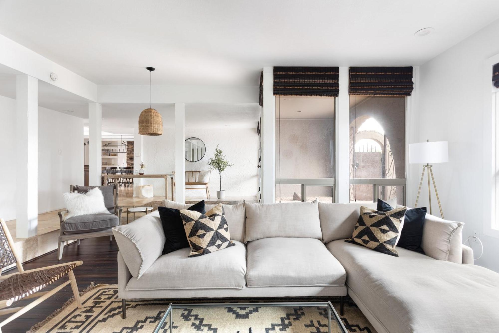 Eugie Retreat Professionally Designed Bohemian Dream With Pool Holiday home *